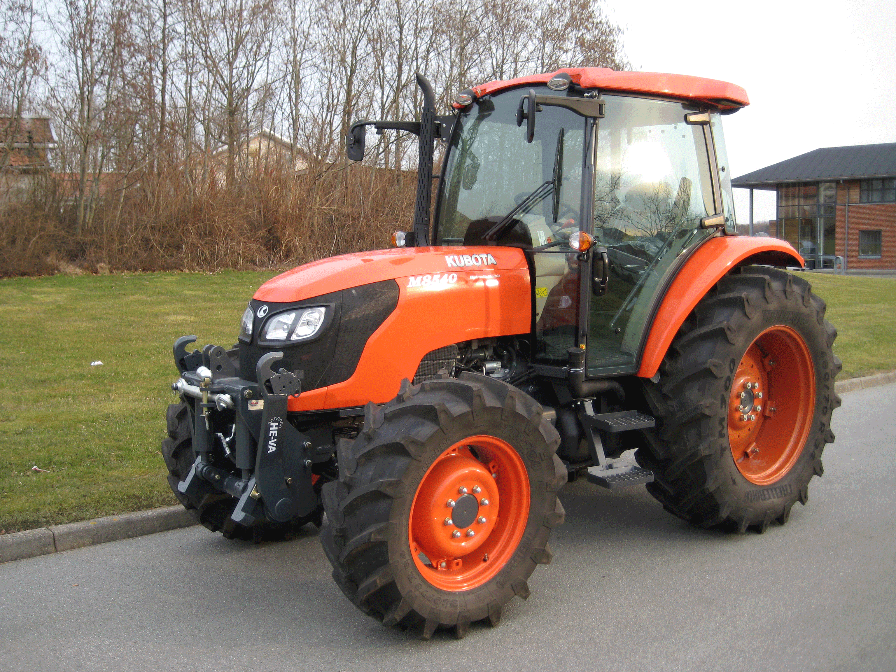 Front-Lift 25.01 (70-130 HP)