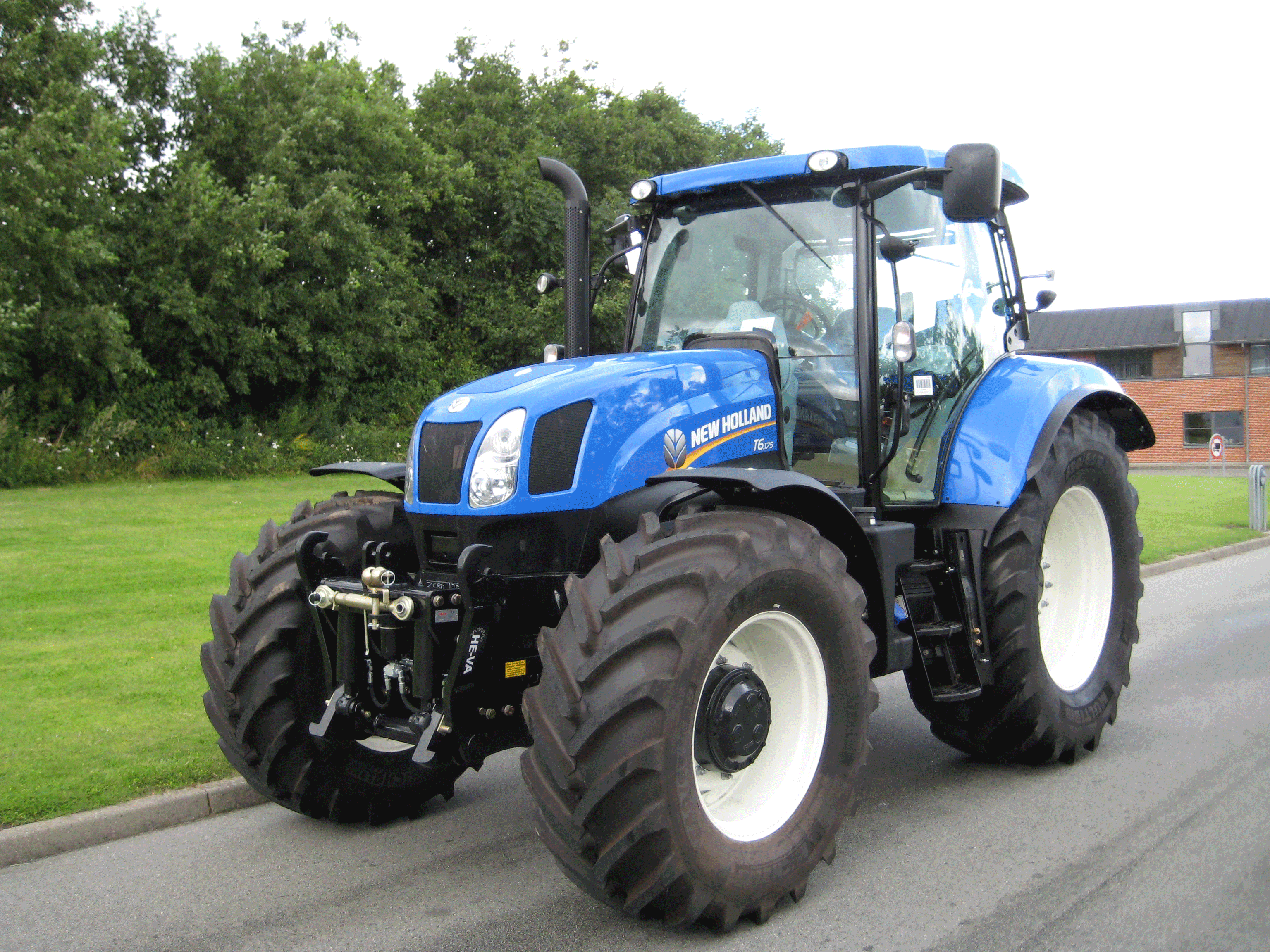 Front-Lift 36.01 (100-200 HP)